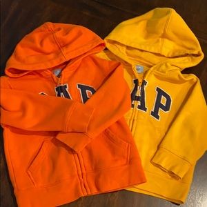 Gap hoodies X2